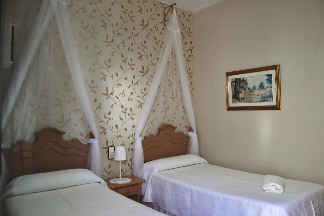 Pension Cristina El Rocío Exterior foto